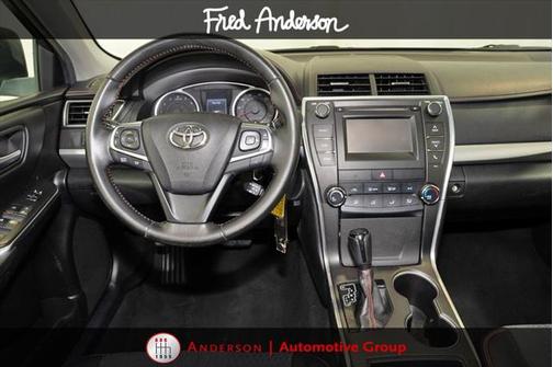 2015 Toyota Camry SE