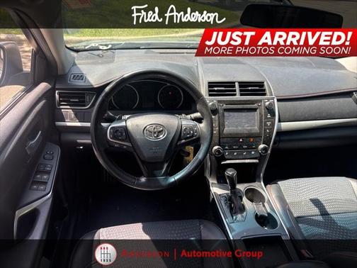 2015 Toyota Camry SE