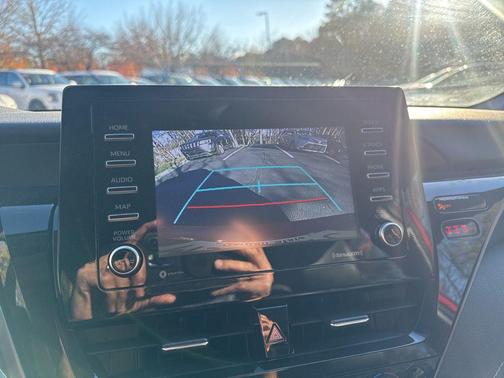 2024 Toyota Camry Hybrid SE