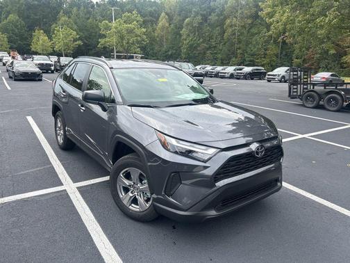 2025 Toyota RAV4 Hybrid SE