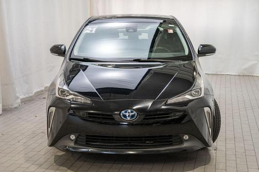 2021 Toyota Prius LE