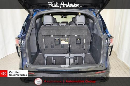 2021 Toyota Sienna XSE 7 Passenger