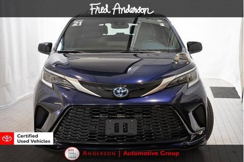 2021 Toyota Sienna XSE 7 Passenger