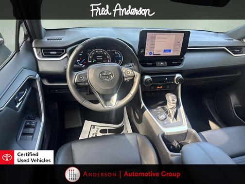 2023 Toyota RAV4 Hybrid SE