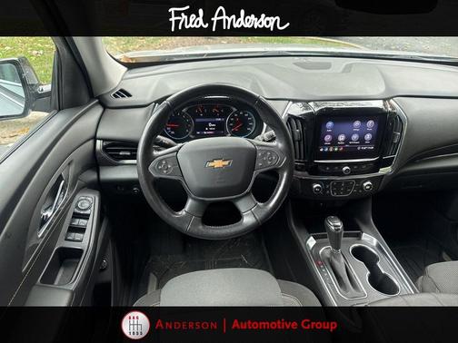 2020 Chevrolet Traverse LT Cloth