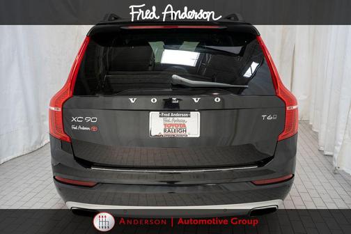 Onyx Black Metallic 2016 Volvo XC90 T6 Momentum