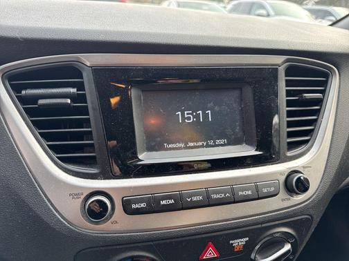 2019 Hyundai Accent SE