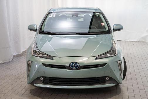 2021 Toyota Prius LE