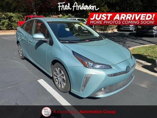 2021 Toyota Prius LE