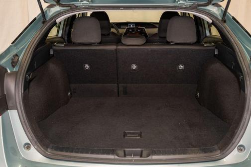 2021 Toyota Prius LE