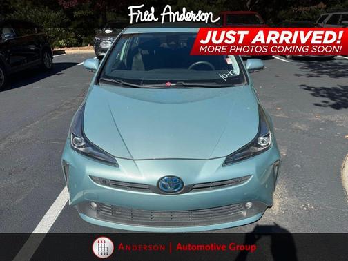 2021 Toyota Prius LE