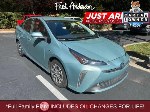 2021 Toyota Prius LE