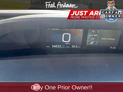 2021 Toyota Prius LE