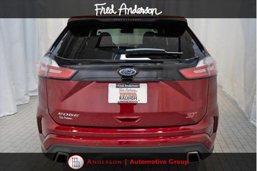 2019 Ford Edge ST