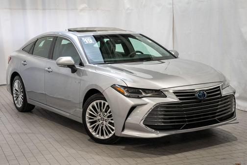 2019 Toyota Avalon Hybrid Limited
