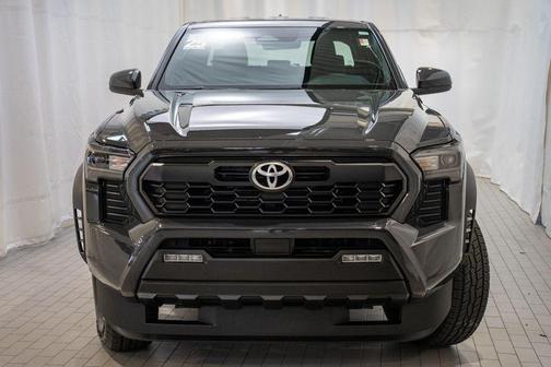 2025 Toyota Tacoma Hybrid TRD Off Road