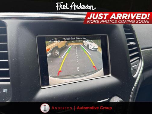 2021 Jeep Grand Cherokee Laredo