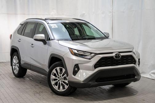 2023 Toyota RAV4 XLE Premium