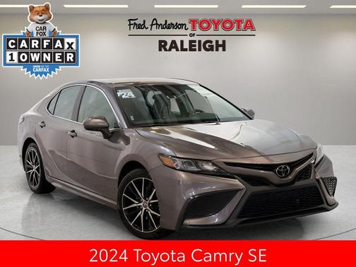 2024 Toyota Camry SE