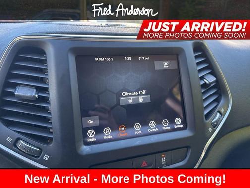 2022 Jeep Cherokee Latitude Lux