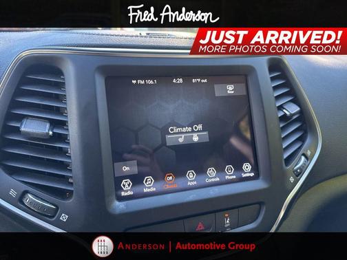2022 Jeep Cherokee Latitude Lux