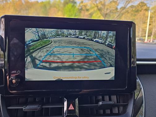 Ice Cap 2024 Toyota Corolla LE