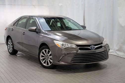 2017 Toyota Camry Hybrid XLE