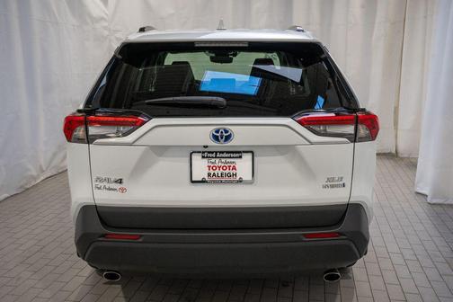2024 Toyota RAV4 Hybrid XLE Premium