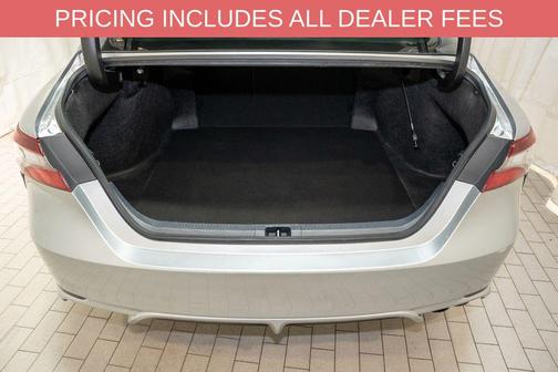 Celestial Silver Metallic 2024 Toyota Camry SE