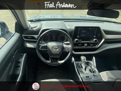 2021 Toyota Highlander LE