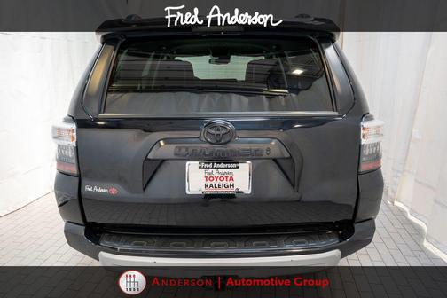 Midnight Black Metallic 2022 Toyota 4Runner TRD Off Road Premium