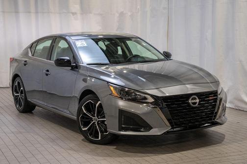 2023 Nissan Altima SR FWD