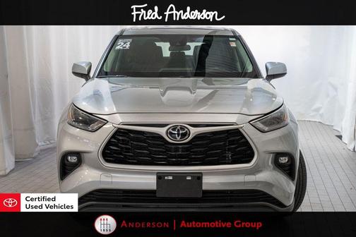 2024 Toyota Highlander LE