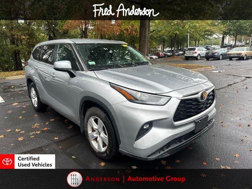 2024 Toyota Highlander LE