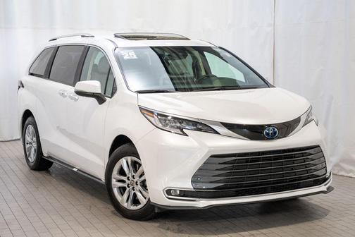 2025 Toyota Sienna Limited