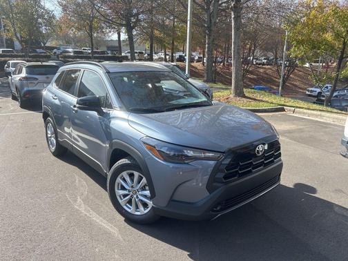 2026 Toyota Corolla Cross LE