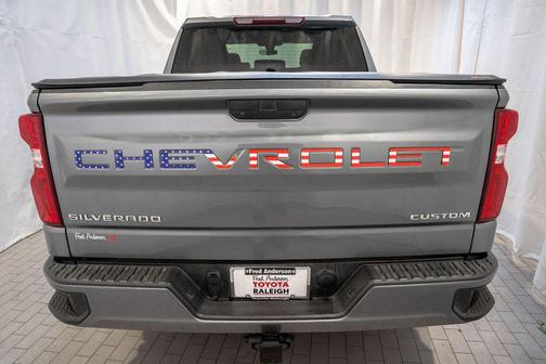 2022 Chevrolet Silverado 1500 Custom