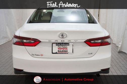 Ice Cap 2024 Toyota Camry LE