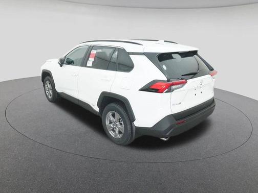 2025 Toyota RAV4 Hybrid SE