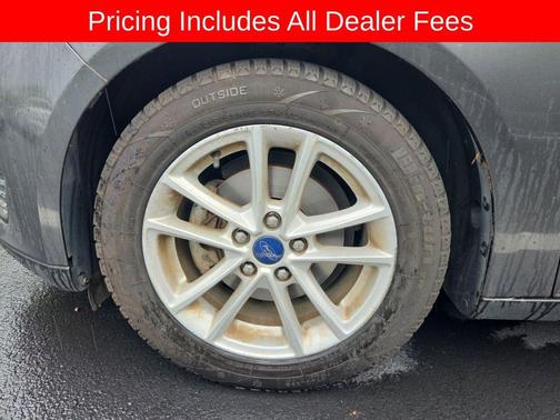 MAGNETIC 2018 Ford Focus SE