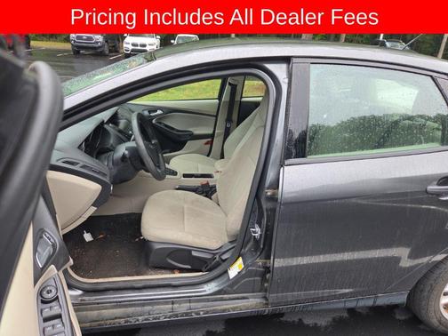 MAGNETIC 2018 Ford Focus SE