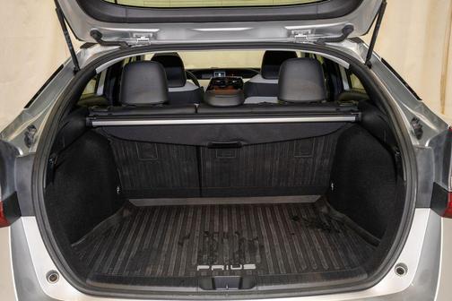 2022 Toyota Prius XLE