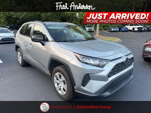 2020 Toyota RAV4 LE