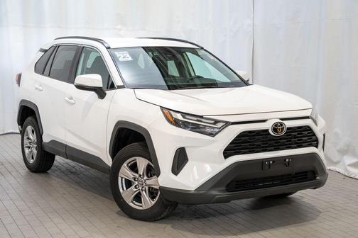 2023 Toyota RAV4 XLE