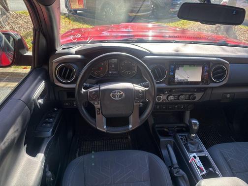 2017 Toyota Tacoma TRD Sport