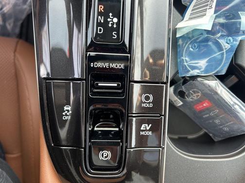 2026 Toyota Crown Signia Limited