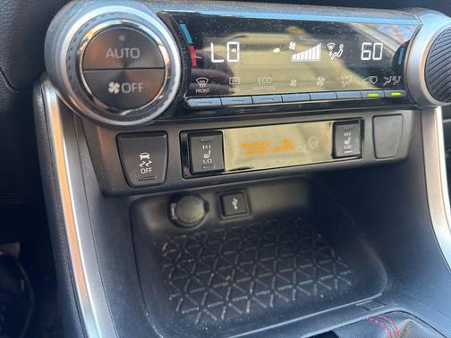 2022 Toyota RAV4 Prime SE