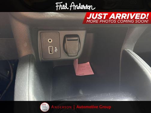 2022 Nissan Versa 1.6 SV