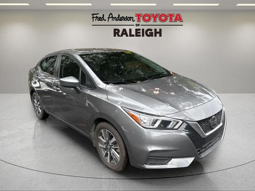 2022 Nissan Versa 1.6 SV