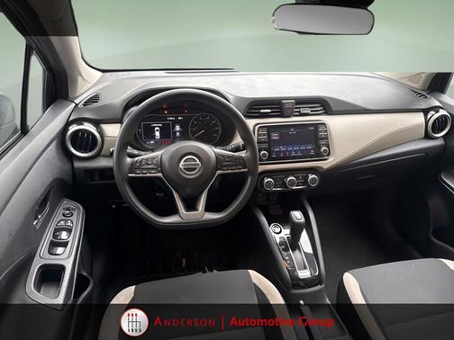 2022 Nissan Versa 1.6 SV